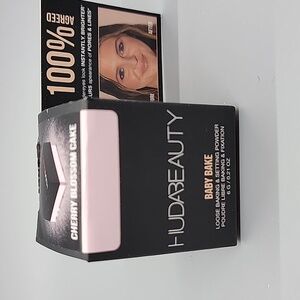 Huda Beauty Baby Bake Loose Powder